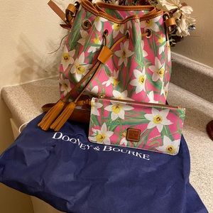 Dooney and Bourke purse.